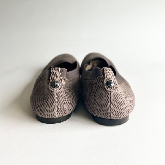 Stuart Weitzman Brown Genuine Leather Ballet Flats size 8.5 - Picture 9 of 16